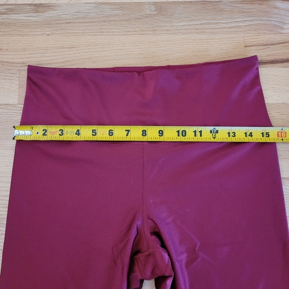 ATHLETA ELATION SHINE TIGHTS HIGH RISE LEGGINGS RED LARGE - Picture 11 of 16